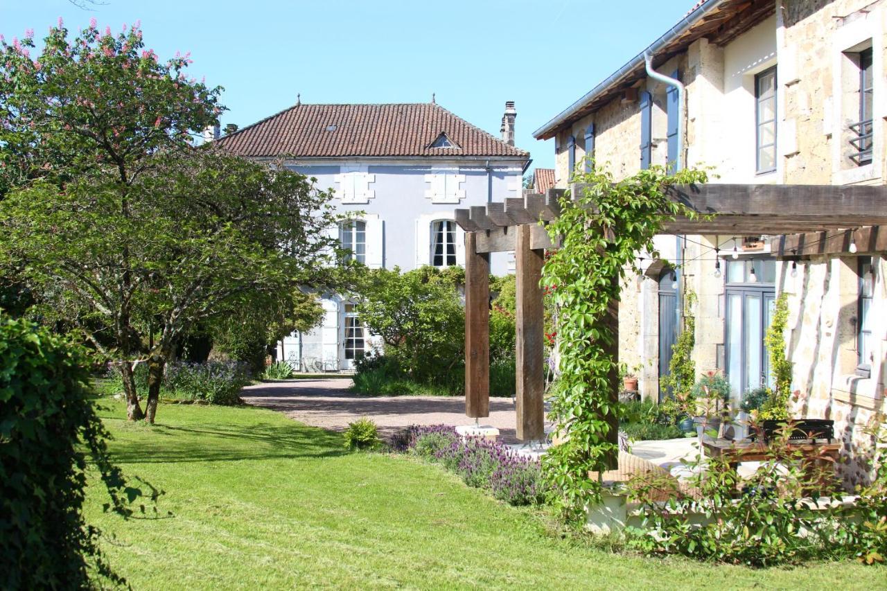 La Châtaigne Villa Piégut-Pluviers Exterior foto