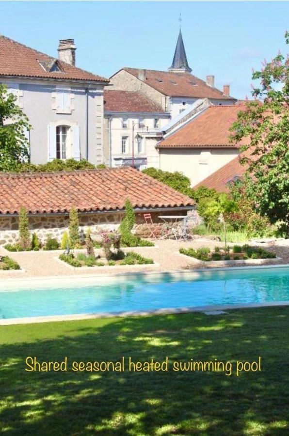 La Châtaigne Villa Piégut-Pluviers Exterior foto